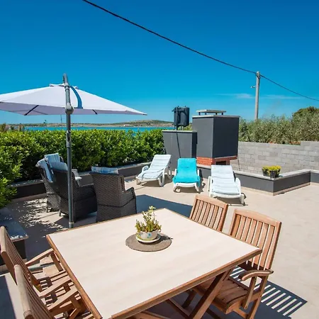 My Dalmatia - House Festini With Private Jacuzzi & Sea View *