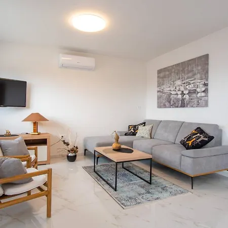 My Dalmatia - House Festini With Private Jacuzzi & Sea View