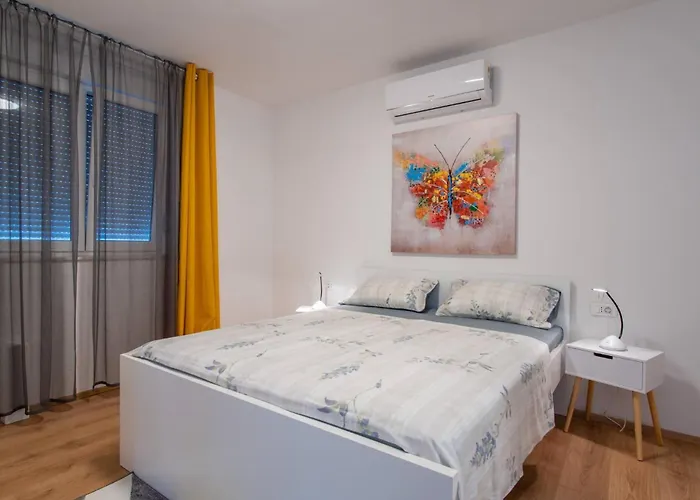 펜션 My Dalmatia - House Festini With Private Jacuzzi & Sea View
