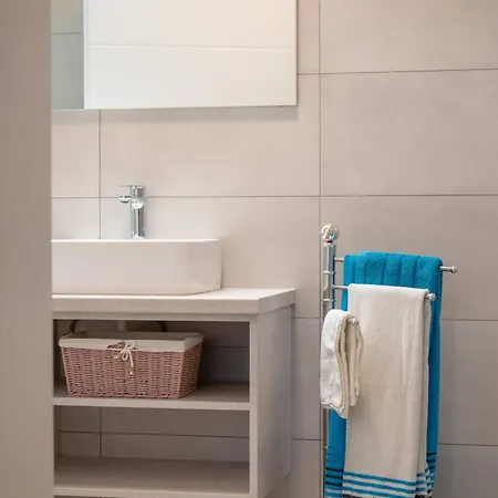 Tatil Evi My Dalmatia - House Festini With Private Jacuzzi & Sea View *