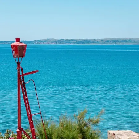 Tatil Evi My Dalmatia - House Festini With Private Jacuzzi & Sea View Košljun