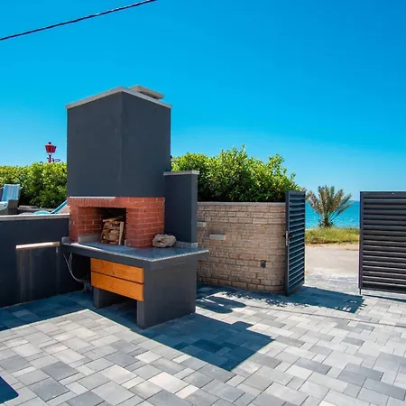 My Dalmatia - House Festini With Private Jacuzzi & Sea View Tatil Evi