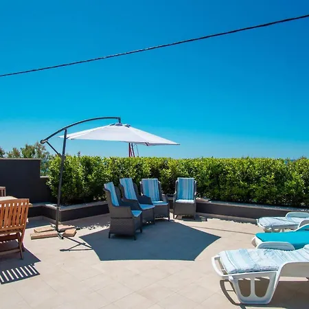 Tatil Evi My Dalmatia - House Festini With Private Jacuzzi & Sea View *