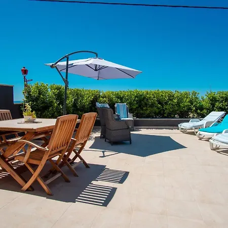 My Dalmatia - House Festini With Private Jacuzzi & Sea View * Košljun